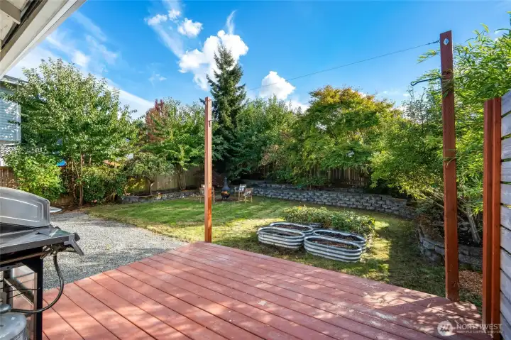 A broad entertainment deck is perfect for lively gatherings, summer barbecues, or peaceful evenings under the stars.