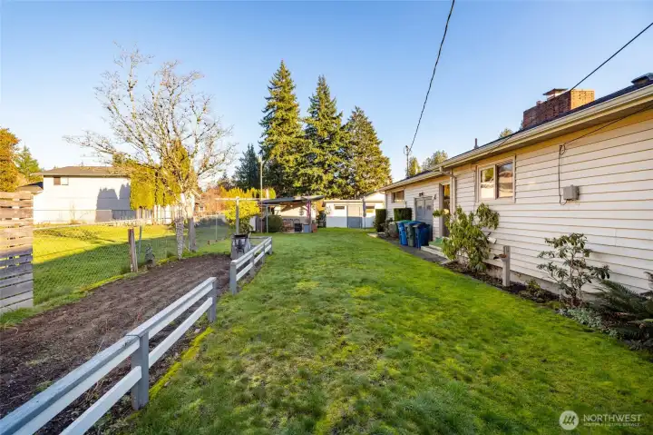 There is a garden area ready for you.