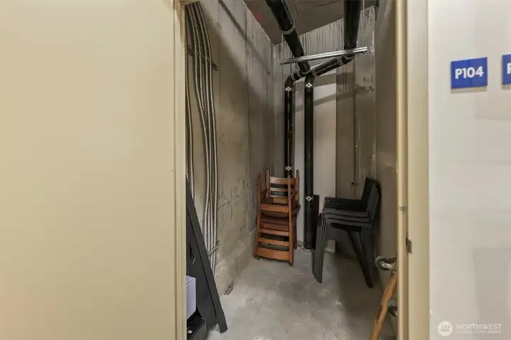 Storage unit