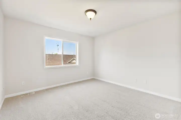 upstairs bedroom 2