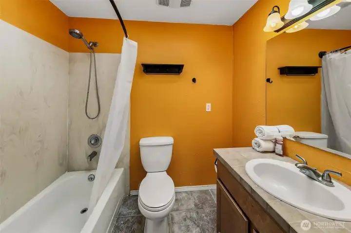 Full guest bath Full guest bath