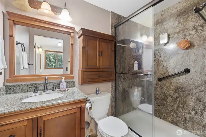 Primary bathroom. Primary bathroom.