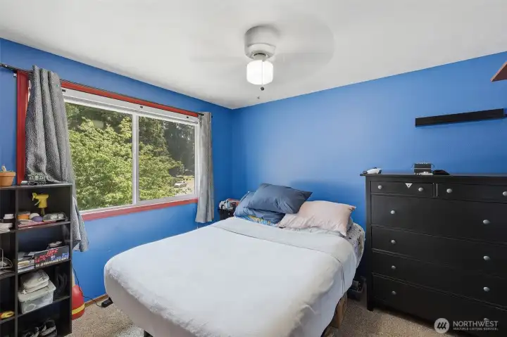 Guest bedroom #2. Guest bedroom #2.