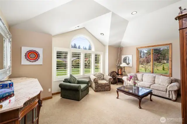 Family Room Off Entry