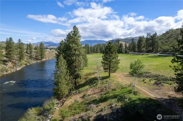 5 acres of usable Methow Riverfront property!