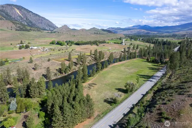 The Methow Valley is surrounded by state and federal lands, making this the perfect recreational getaway location!