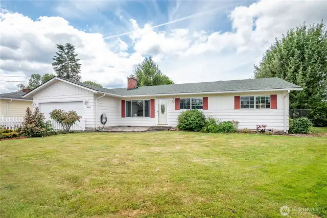 Good-sized, fenced front yard