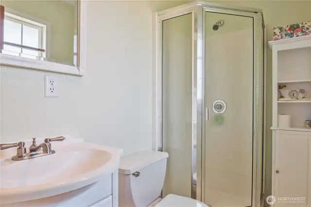 3/4 Bath off Primary