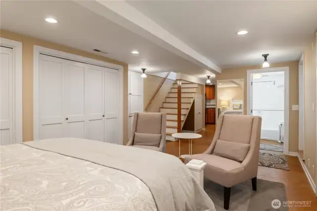 The sellers use this for guest space, a wonderful get-a-away with full bath and kitchenette.