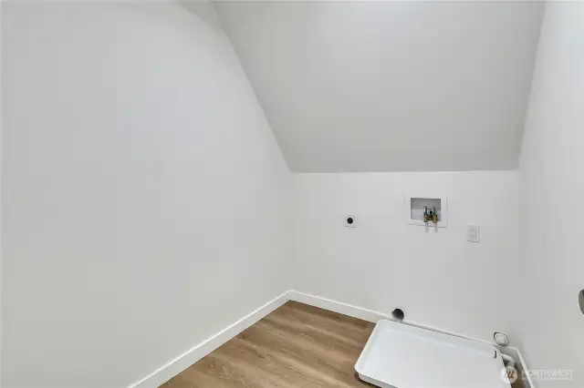 upper level laundry room