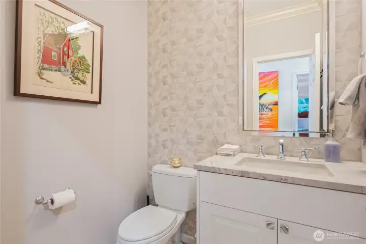 1/2 Bath