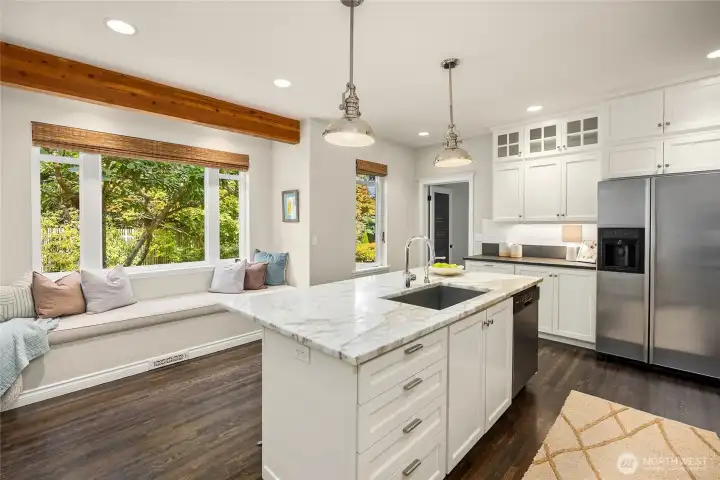 The built-in bench nook in the kitchen is super comfy.