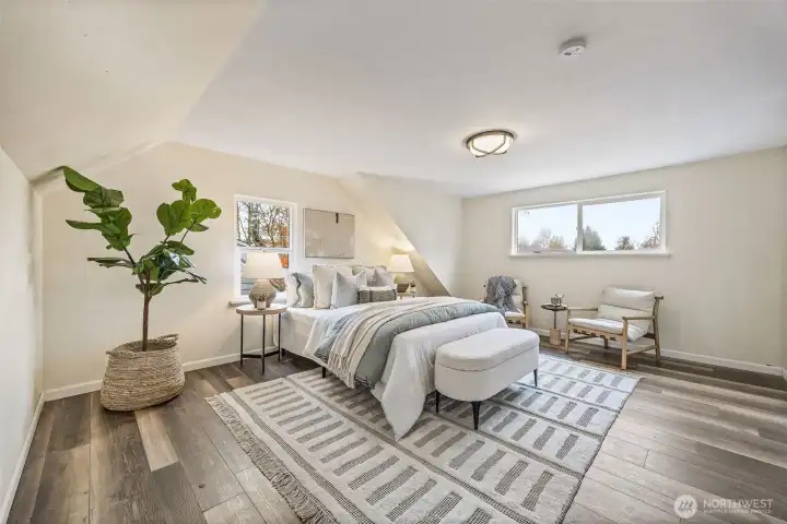 Upstairs Primary Bedroom