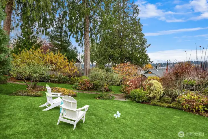 Lush and mature grounds