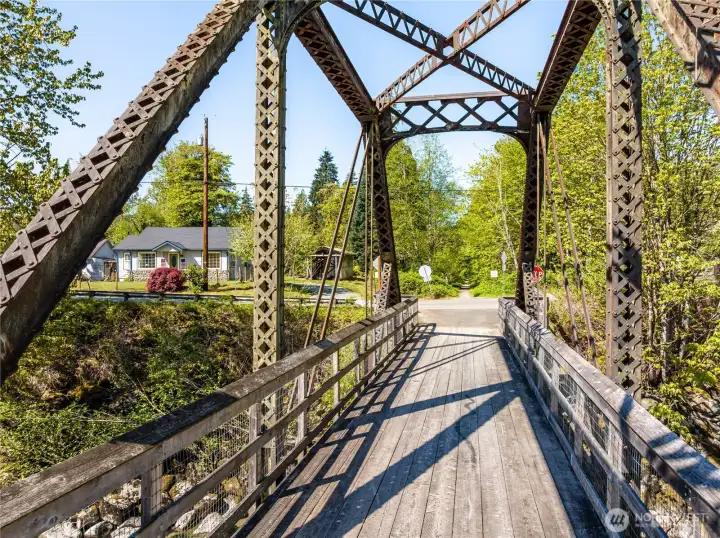 On the Whitehorse Tressel looking at the subject property.