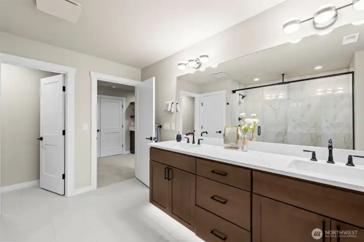 Photos are of a similar home and floor plan. Colors, specs & upgrades may vary.