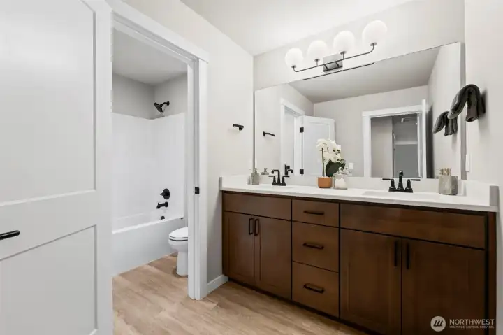 Photos are of a similar home and floor plan. Colors, specs & upgrades may vary.