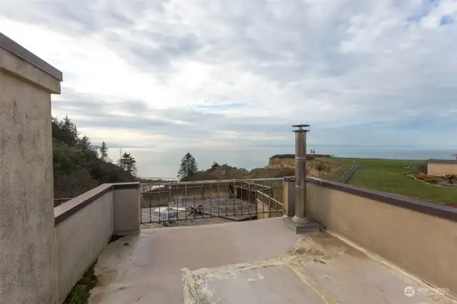 Rooftop patio