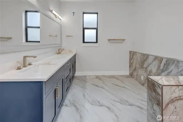 (Different unit, floor plan, & color scheme)