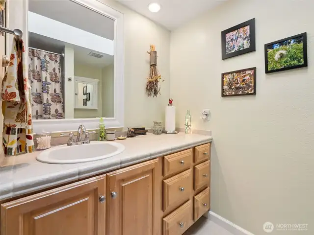 Guest bathroom upstairs