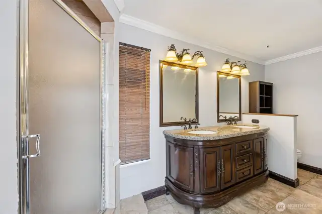 Master Bed Room bathroom