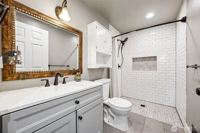 Large Main floor bathroom