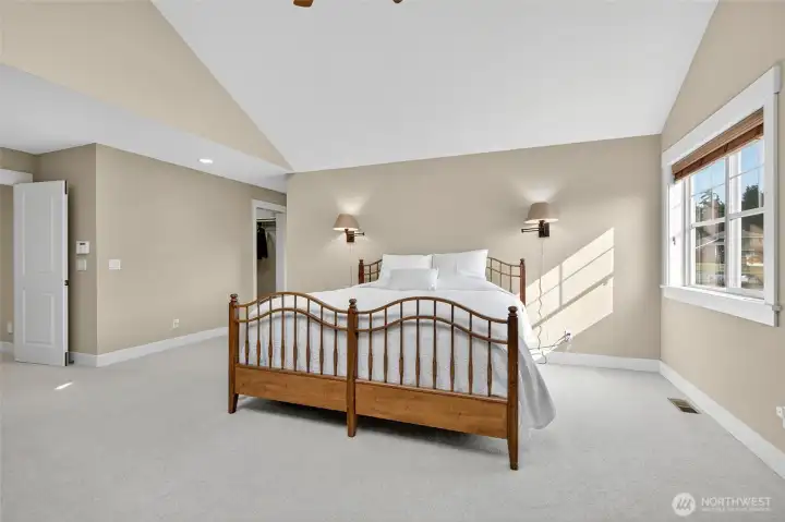 Primary suite