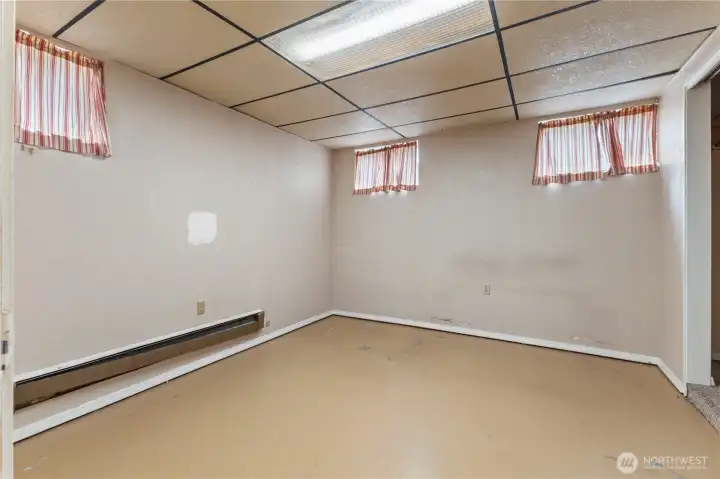 lower level bedroom
