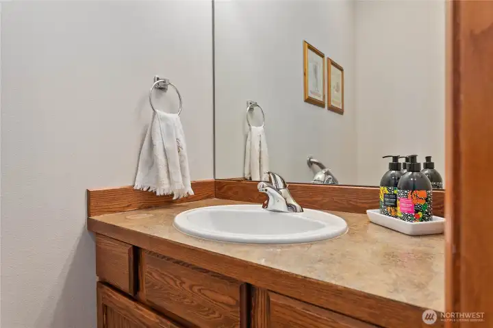 Main floor guest bath