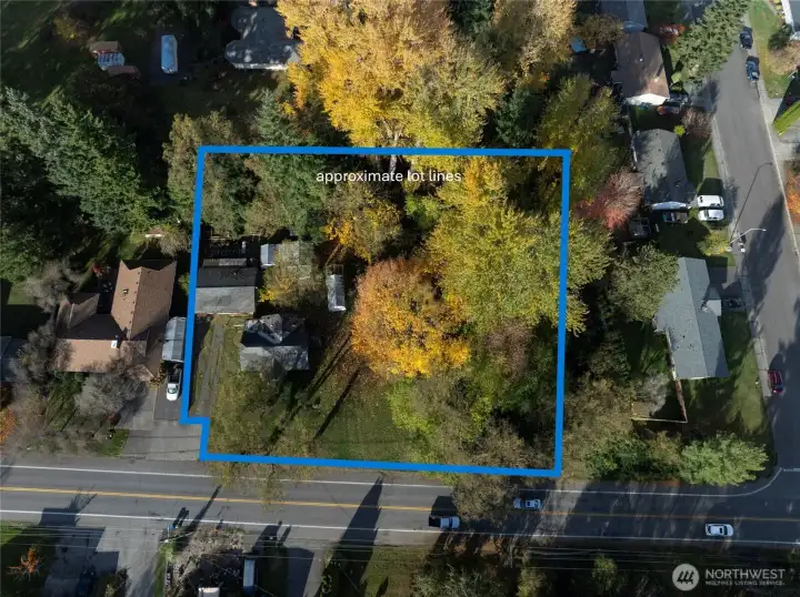 approximate lot lines