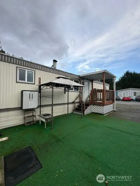 Covered porch and awning