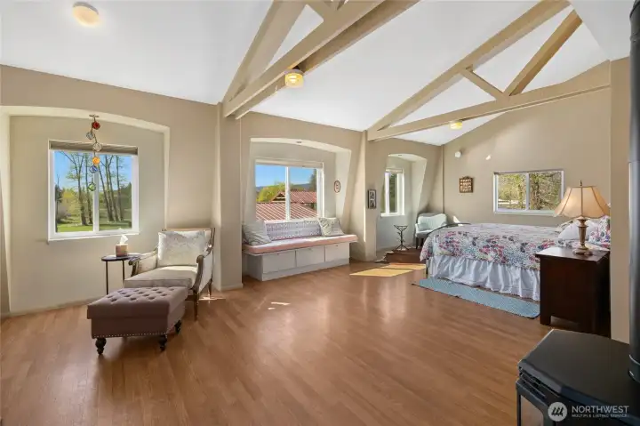 ADU living/dining/flex space