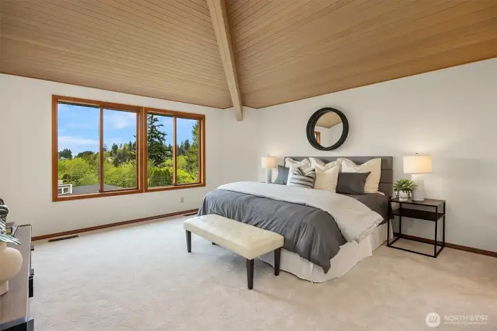 Main floor primary suite