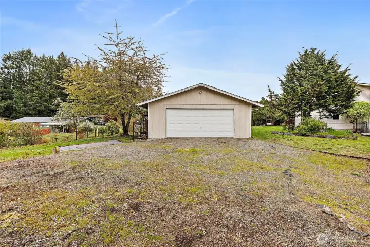 Detached 2 car garage!