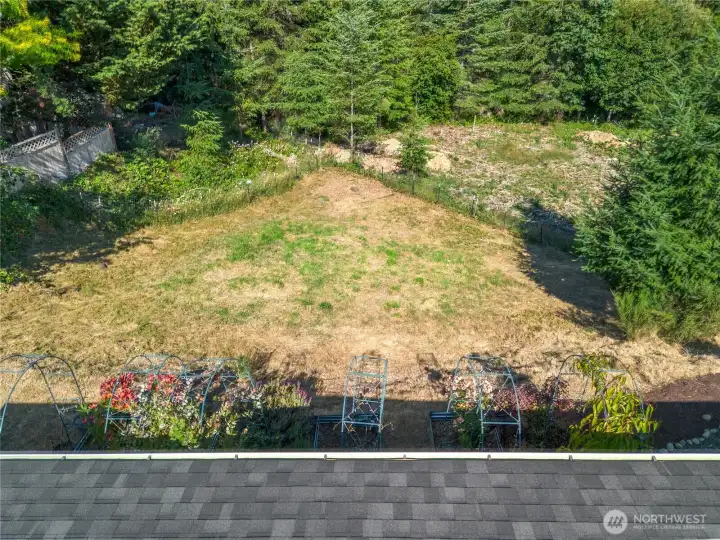 Backyard without neighbors behind