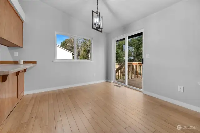 Dining room & slider to back deck.