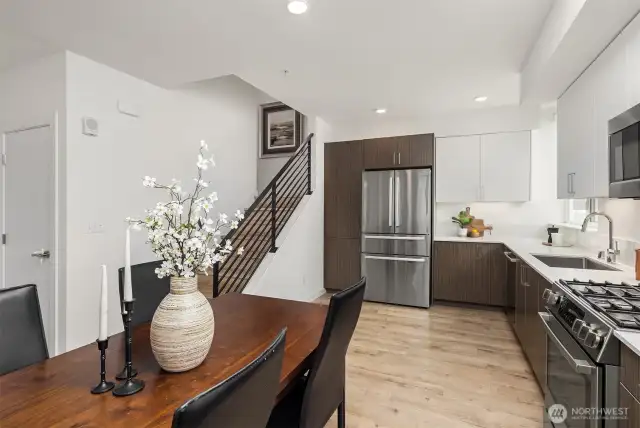 Plenty of space to entertain and host dinner parties.