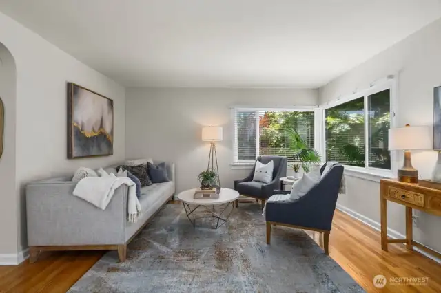 Light and Bright Living Room