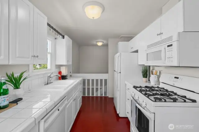 Lots of Light in Kitchen