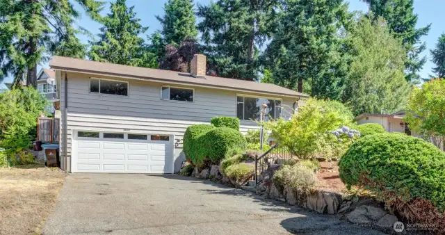 Welcome to this Richmond Beach Home!