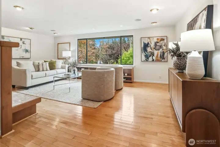 Gorgeous hardwood Maple floors