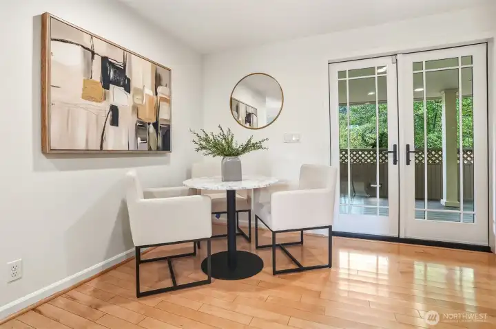 Breakfast area off kitchen