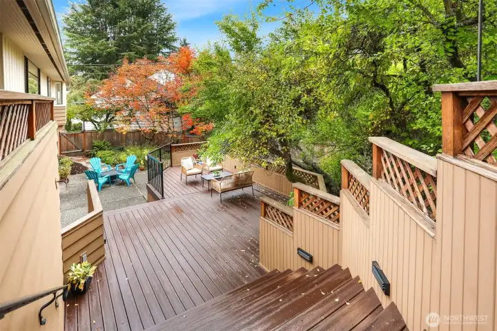 Multiple deck levels great for entertaining!