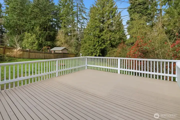 Entertainment-size deck