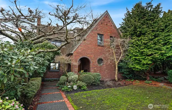 Very secluded front yard welcomes you in.