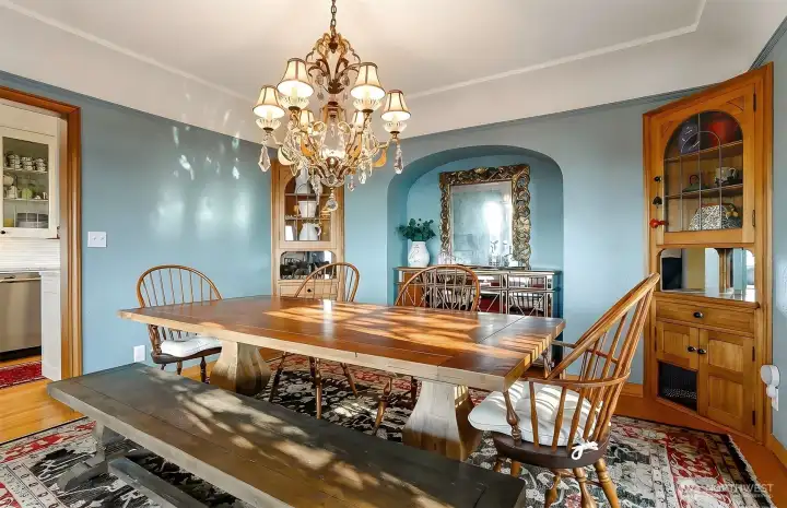 Beautiful built in corner cabinets.