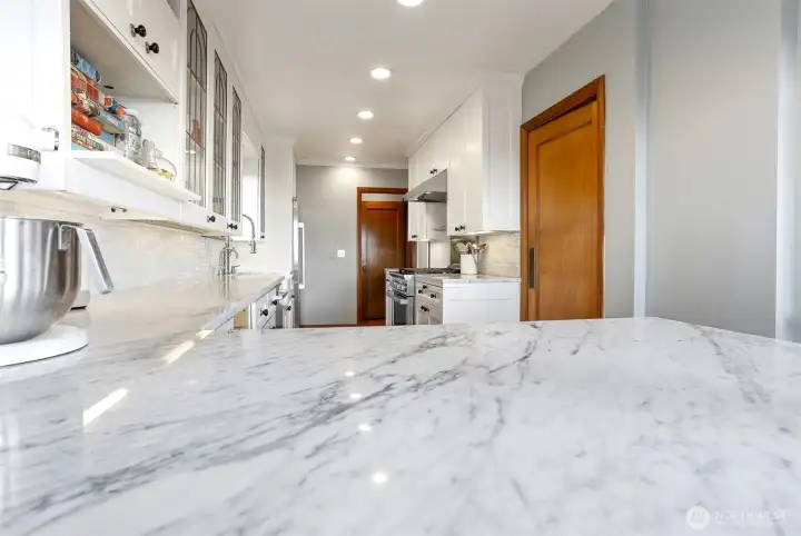 Looking back into the kitchen.