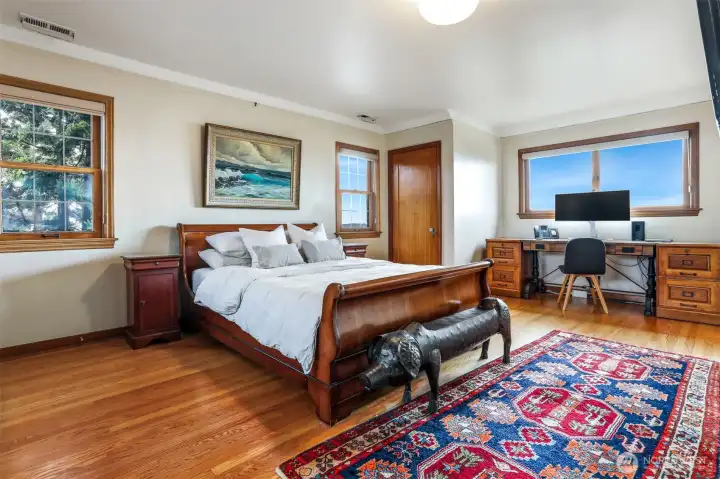 The fabulous primary.