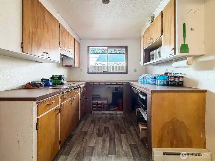 Panty/work area/or? Door to the left (not shown) leads to garage.