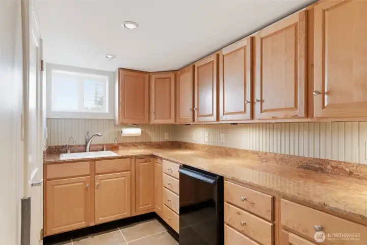 Lower level kitchenette.